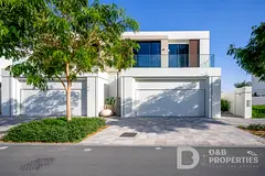 VACANT | UPGRADED | COMMUNITY EXPERT