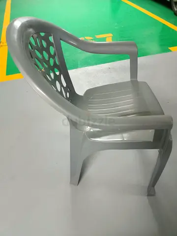Grey Plastic Outdoor Armchair with Armrests (Single)