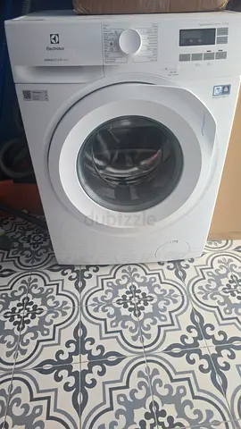 Electrolux Front Load Washing Machine - 7kg, Good Working Condition