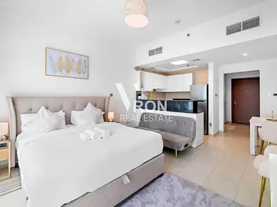 Fully Furnished | Bright Layout | Iconic View