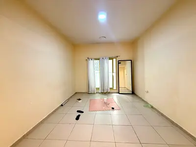 Lavish 1bhk apartment to washroom with balcony close to signal Molla Shah Lavish 1bhk apartment to washroom with balcony close to shamas signal Muwaileh Sharjah