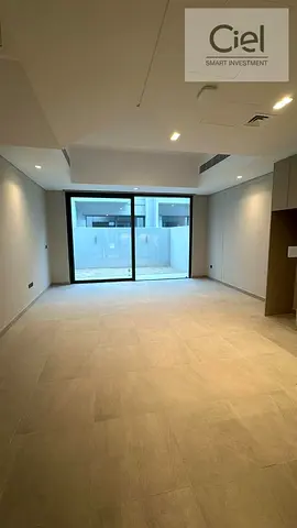 Fully Furnished -Townhouse- MAG English
