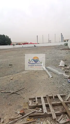 حوطه للايجار مساحه 53.000 الف قدم