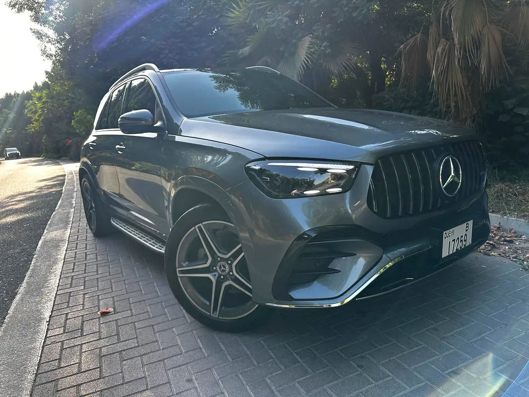 Mercedes-Benz GLE-Class 2022 — photo 1 of 14