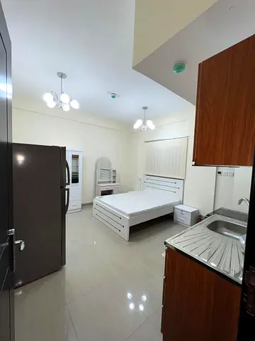 MONTHLY BASIS FULLY FURNISHED STUDIO CENTRAL AC/GAS &JUST IN 2200* PER MONTH