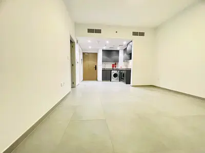 Luxury 1bhk with gym pool kids play AERA with cover parking in side Al jada Sharjah