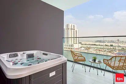 Private Jacuzzi|Canal And Pool View| Luxury|Vacant