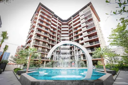SEMI FURNISHED | POOL VIEW| BRAND NEW | VACANT