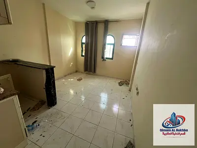 Studio apartment for rent in Sharjah, Al Butinah area. Prime location near Carrefour and all services and transportation. Clean finishing, practical s