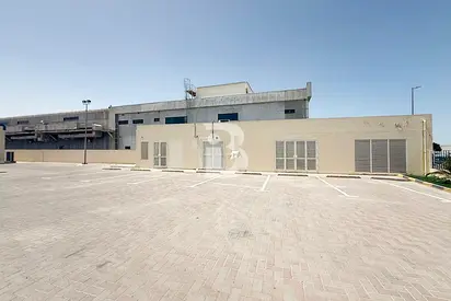 AC WH 5903 sqft openyard 4485 sqft With 250 KW