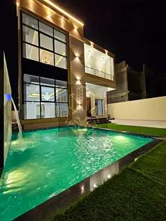 Villa for sale in Al Helio 2, 5 master bedrooms, 2 halls, majlis, and maid’s room. Land 4300 sq ft