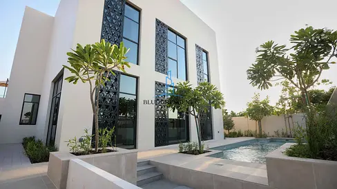 3BR Townhouse | Private Garden | Family Living