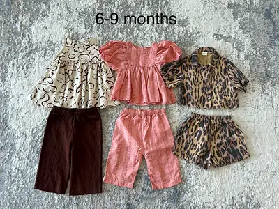 Clothes for a girl 6-9 months