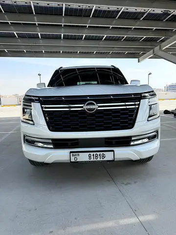 NISSAN PATROL LE PLATINUM 3.5T l YEAR 2025 .UNDER WARRANTY UPTO MAY 2030 UNLIMITED KMSl LOW MILEAGE