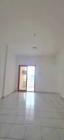 HOT DEAL LAST UNIT IDEAL LOCATION VERY SAPCIOUS 2bhk just in 28Kk