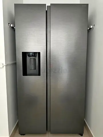 My Samsung side-by-side fridge (black stainless) with built-in water dispenser