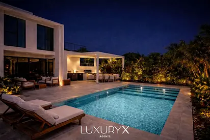 Family Living| Private Heated & Chilled Pool|Oasis