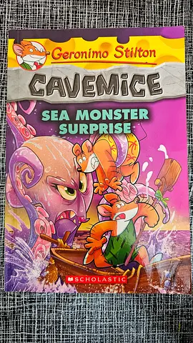 Geronimo Stilton: Cavemice — Sea Monster Surprise (paperback)