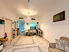 Vacant Now | Study Included | Low Floor