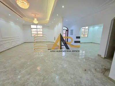 Extra large luxurious 4BR Villa with All Master bedroom+Big Majlis+Maid room and parking