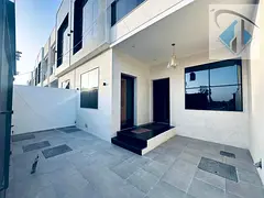 Villa for sale at Ajman. Al Helio1 area ,5 master room, majlis, hall, big kitchen,2pantry, Roof, Fre