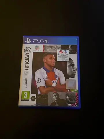 FIFA 21 (PS4) - like new , Original Case