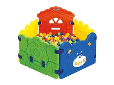 Kids baby fence with 100 balls