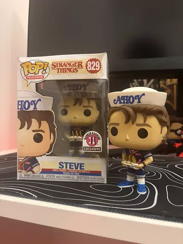 EXCLUSIVE Baskin Robbins Steve Harrington Funko POPs!