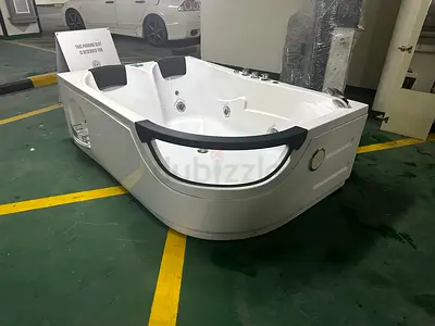 2-Seater White Whirlpool Jacuzzi Bathtub with Headrests and Jets