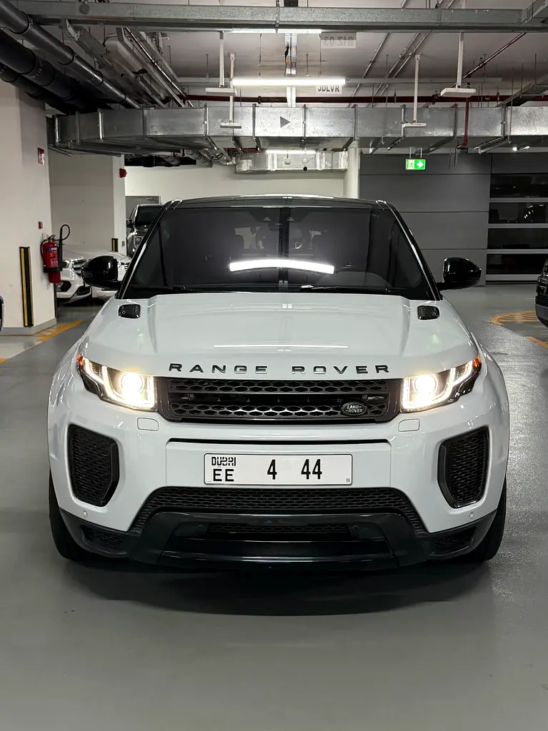 Land Rover Range Rover Evoque 2019 — photo 1 of 14