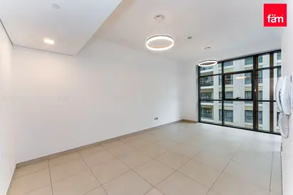 1 Spacious Bedroom With Balcony Access| Brand New
