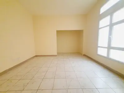 Hote offer 4 badroom villa with balcony and maid room in al noaf Price 120k