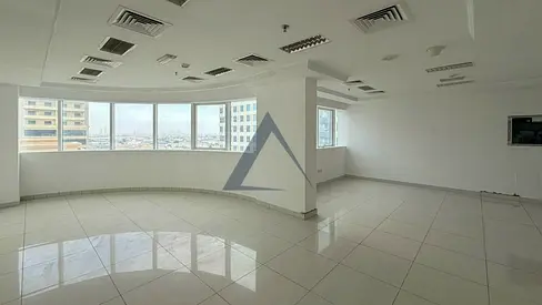 AC Free | Spacious Fitted | Private Pantry + Bath