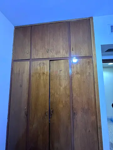 Executive Bachelor Room Fully furnished with separate Washroom ,included Wi-Fi,Washing Machine