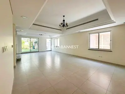 Available Now | Prime Location | 4 Bed Townhouse