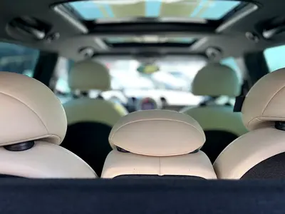 2011 MINI COUNTRYMAN — миниатюра 12