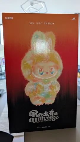 Rocking the Universe vinyl plush doll (limited edition) Labubu