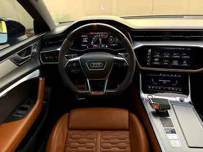 صورة 9 لـ 2021 AUDI RS7