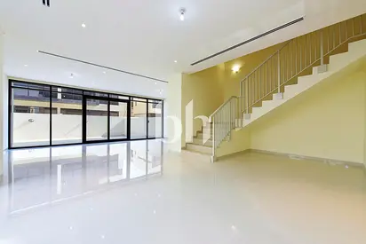 THL | Best Layout | Spacious | L Shape Garden
