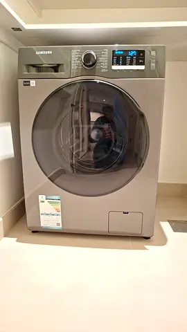 Samsung washing machine 8kg wash 6kg dry latest model neat and clean good condition same like new co