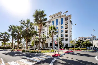 Spacious 2BR Apartment with Balconies | Yas Island