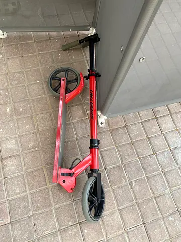 kids adjustable scooter 80AED