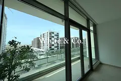Ready To Move | Large Apartment | Parkside