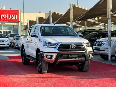 2025 Toyota Hilux Double Cab - GCC Specs - Brand New! Ref#902