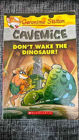 Geronimo Stilton — Cavemice: Dont Wake the Dinosaur! (Paperback)