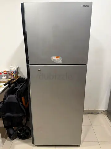 Hitachi Top Freezer Refrigerator - Silver, Good Condition