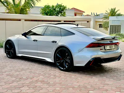 صورة 13 لـ 2021 AUDI RS7