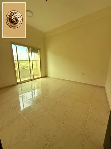 🏡 lil'iijar alsanawii - eajman / alnueimiat 1 ✨ shaqat mumayazat tatakawan min: 🔹 ghurfatayn wasala 🔹 2 hamam 🔹 balkuna 🔹 misahat kabirat wamurih