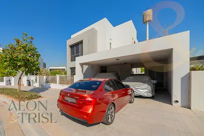 5 Bedrooms | Ready To Move | Park Backing
