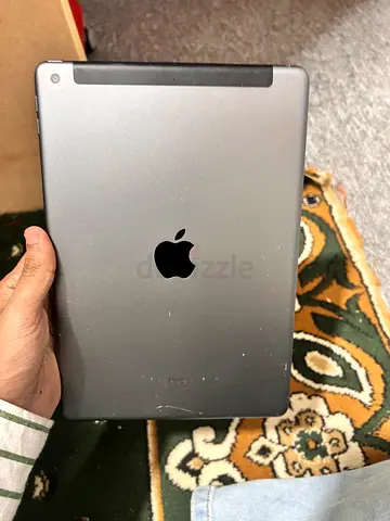 Apple iPad 5 in Good Condition